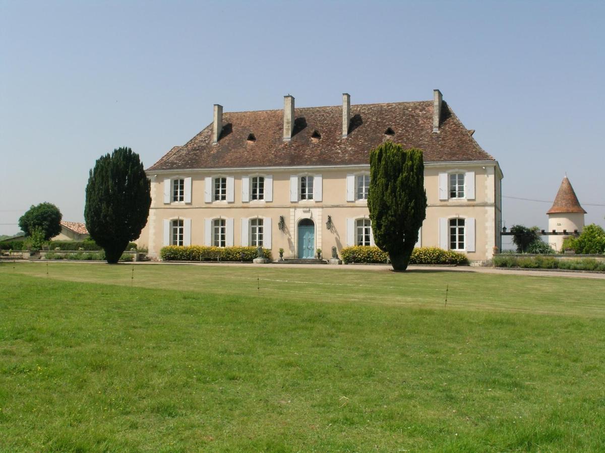 Cherval Chateau Du Bourbet מראה חיצוני תמונה