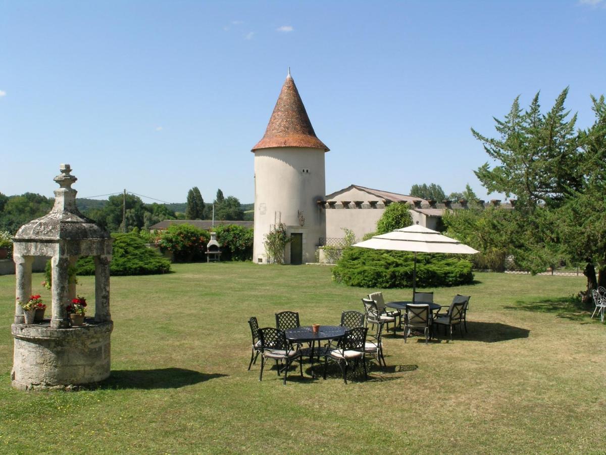 Cherval Chateau Du Bourbet מראה חיצוני תמונה