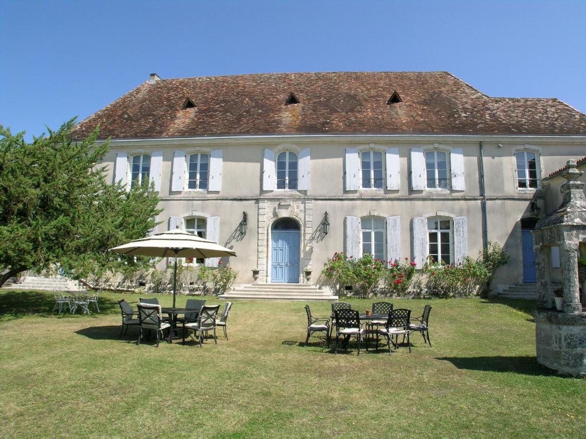 Cherval Chateau Du Bourbet מראה חיצוני תמונה